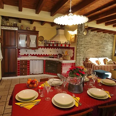 Casa Sonvico Lägenhet